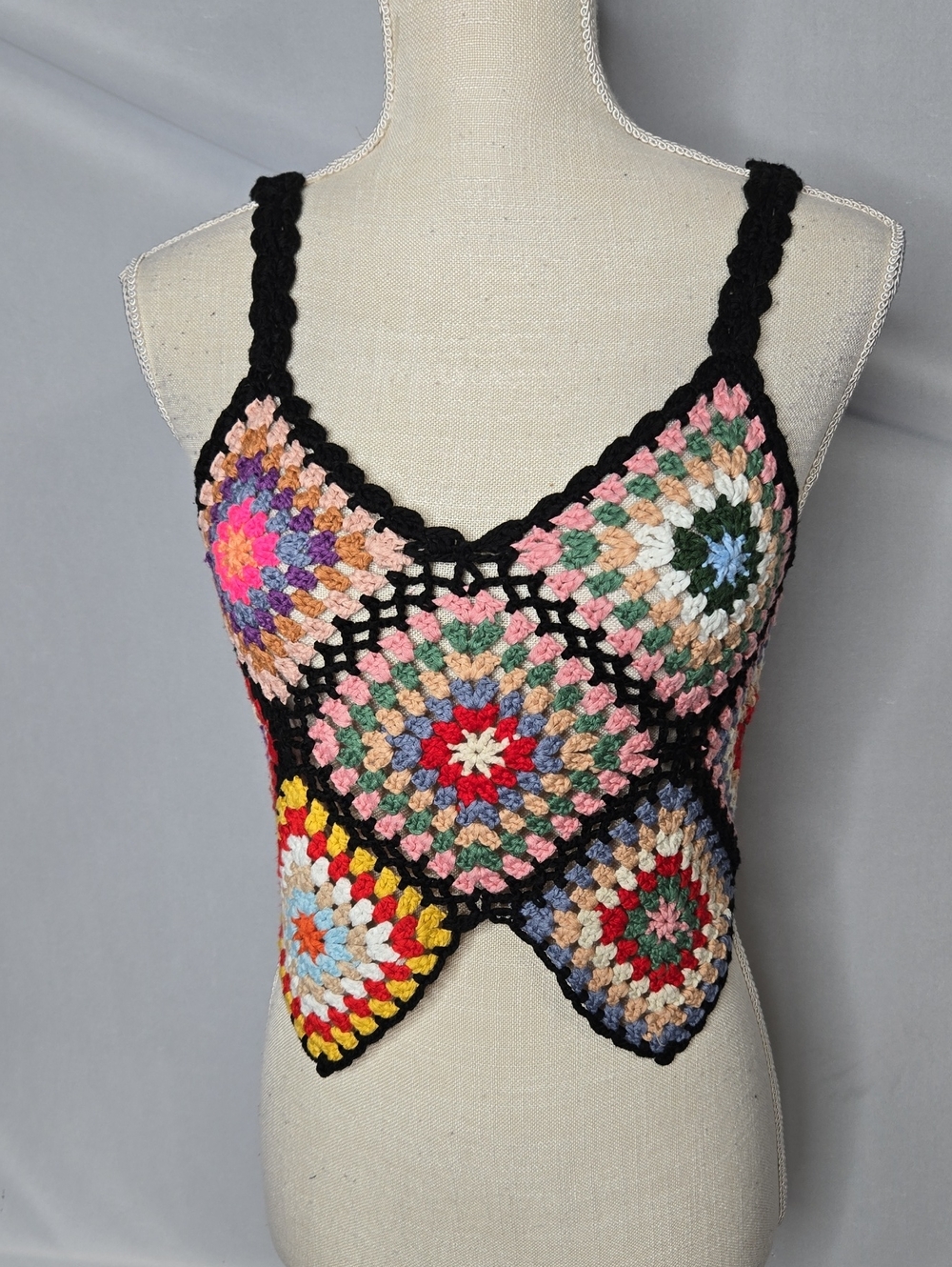 RAGA Multicolor Crochet Granny Square Camisole with Black Trim Size Small